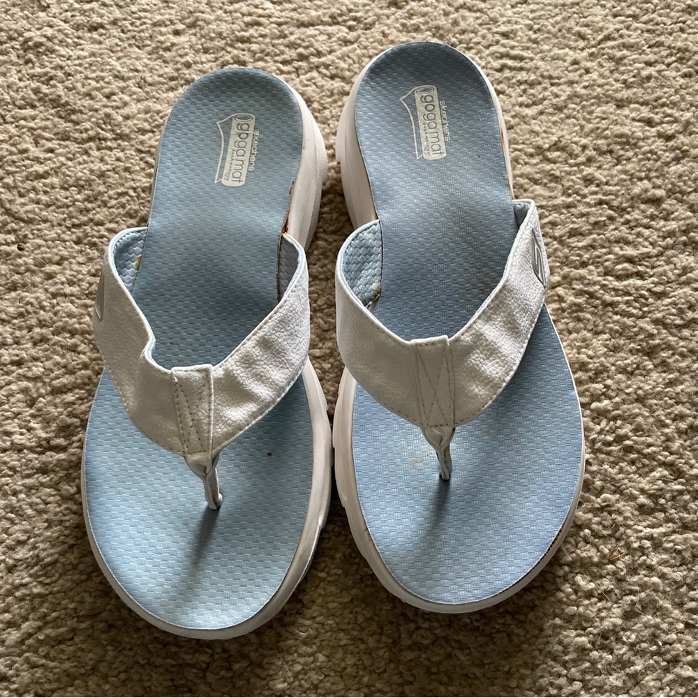 Skechers GOwalk Move Sunnyside Goga Mat 13633 Flip Flops Thongs White 10.
